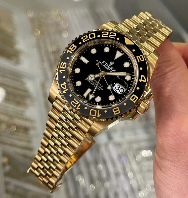 ROLEX GMT MASTER II [BLACK / GOLDEN]